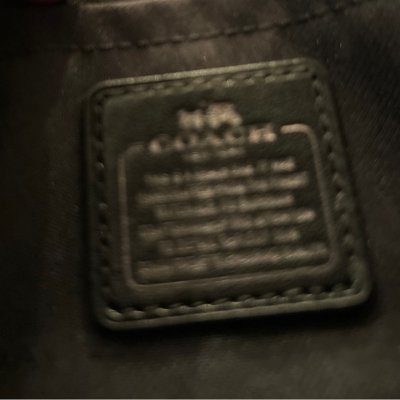 Coach SNAKE EMBOSSED LEATHER clutch/wristlet purse - Picture 11 of 14